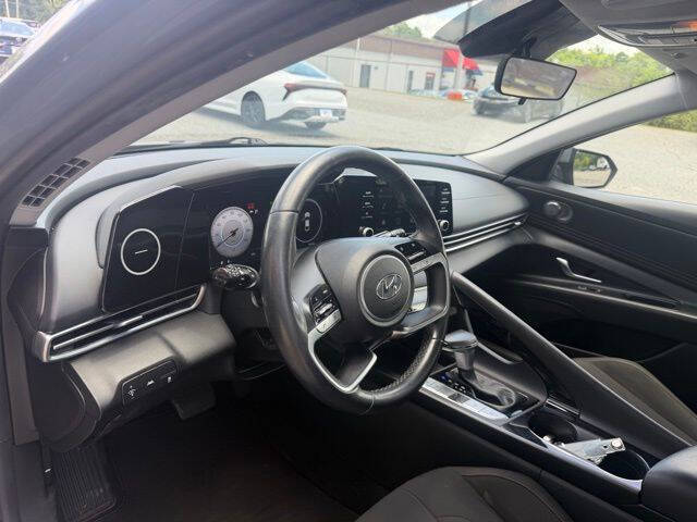 2022 Hyundai Elantra