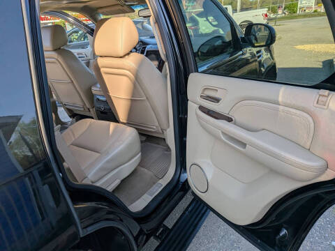 2011 Cadillac Escalade Premium