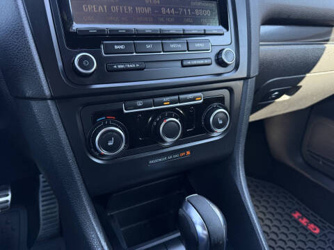 2013 Volkswagen GTI Base PZEV