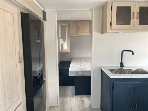 2025 Prime Time RV Avenger