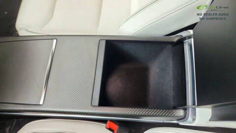 2022 Tesla Model S Plaid