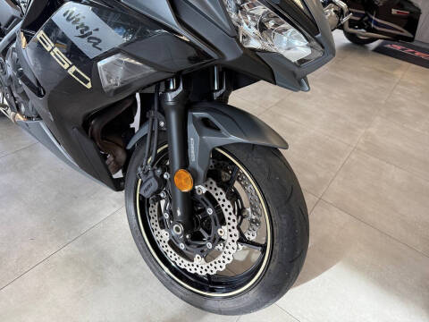 2024 Kawasaki Ninja 650 ABS