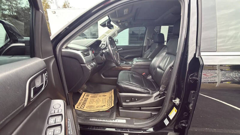 2017 Chevrolet Suburban LT