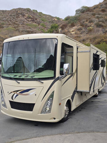 2017 Thor Motor Coach Windsport