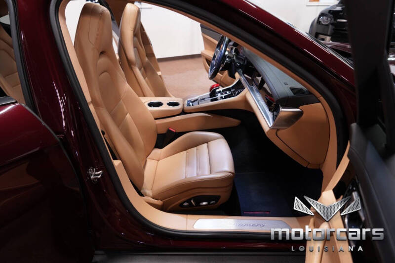 2018 Porsche Panamera