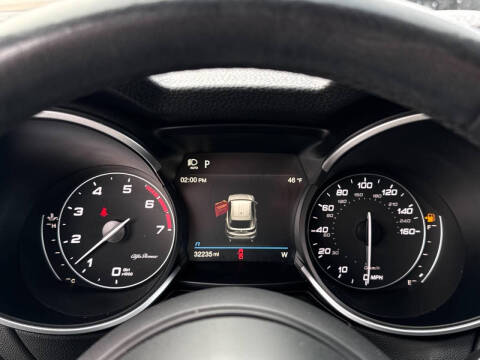 2022 Alfa Romeo Stelvio Sprint