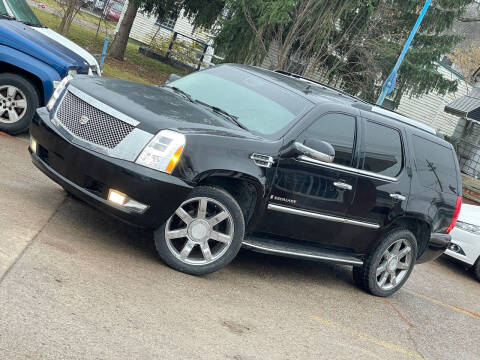 2007 Cadillac Escalade for sale at Exclusive Auto Group in Cleveland OH