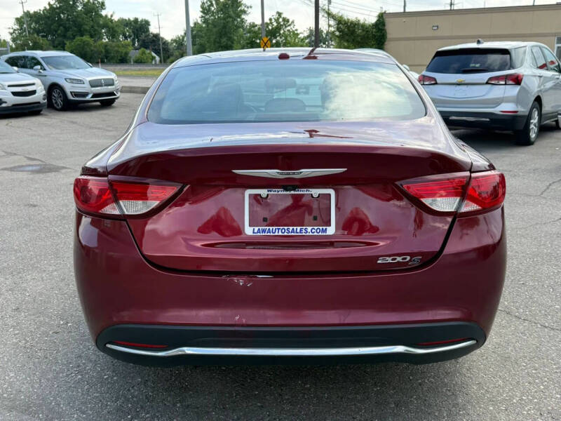 2016 Chrysler 200