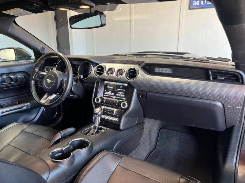 2015 Ford Mustang