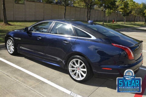 2016 Jaguar XJ R-Sport