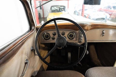 1932 Cadillac Series 370B
