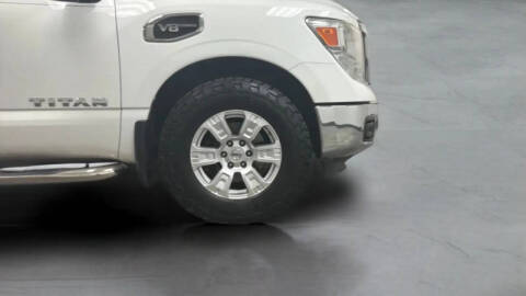 2017 Nissan Titan