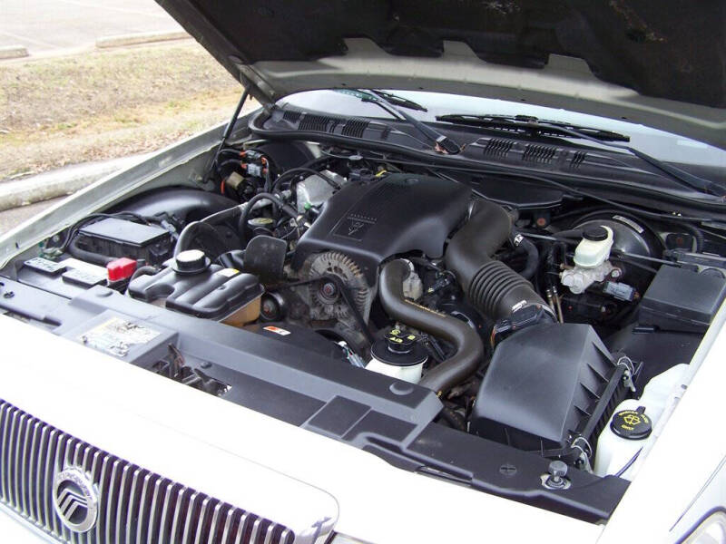 2004 Mercury Grand Marquis GS