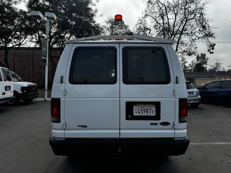 2014 Ford E-Series E-150