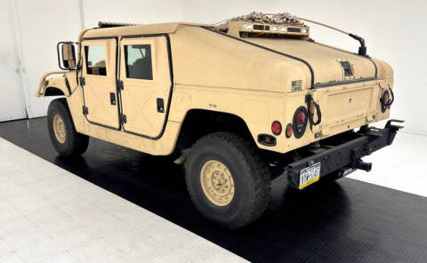 2005 AM General Hummer