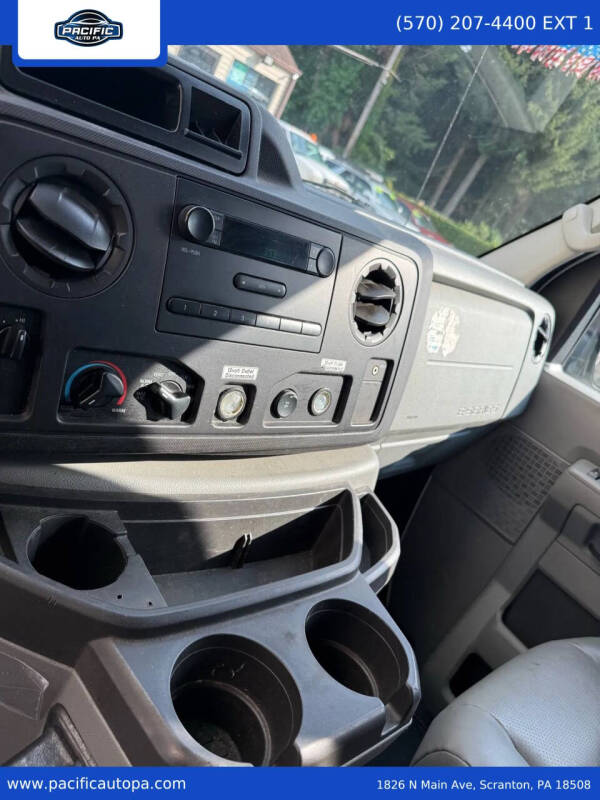 2012 Ford E-Series E-150