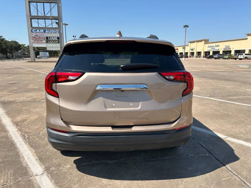 2018 GMC Terrain SLE photo 18