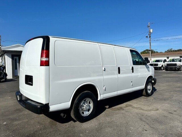 2016 Chevrolet Express 2500