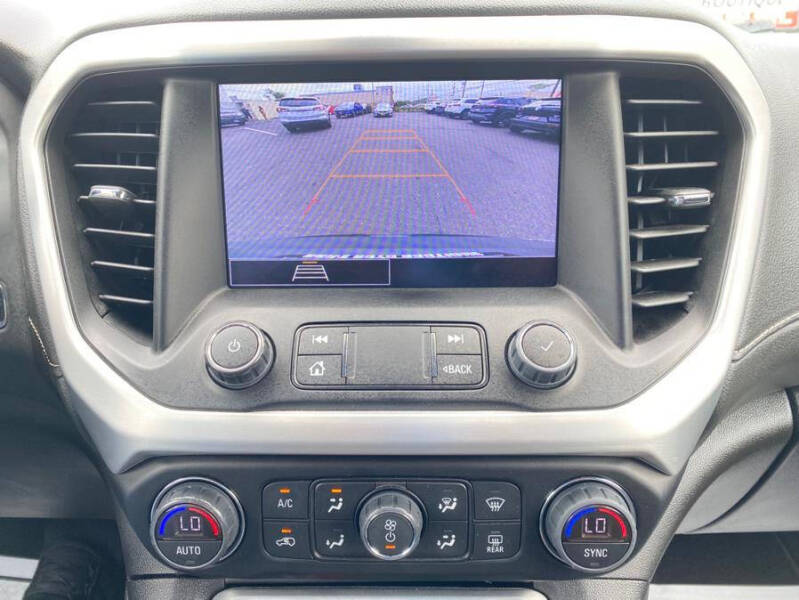 2023 GMC Acadia SLE