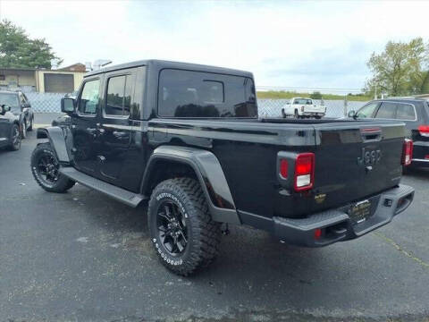 2025 Jeep Gladiator High Tide