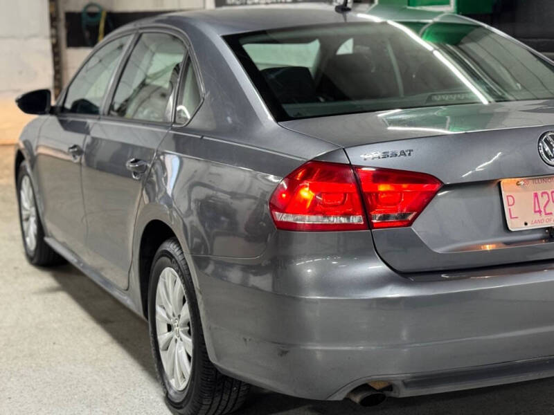 2012 Volkswagen Passat S PZEV