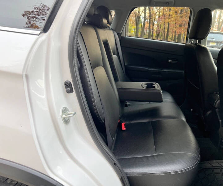 2016 Mitsubishi Outlander Sport 2.4 SEL