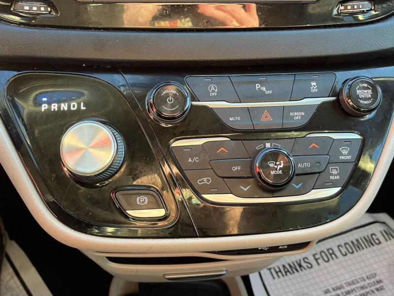 2018 Chrysler Pacifica Touring L