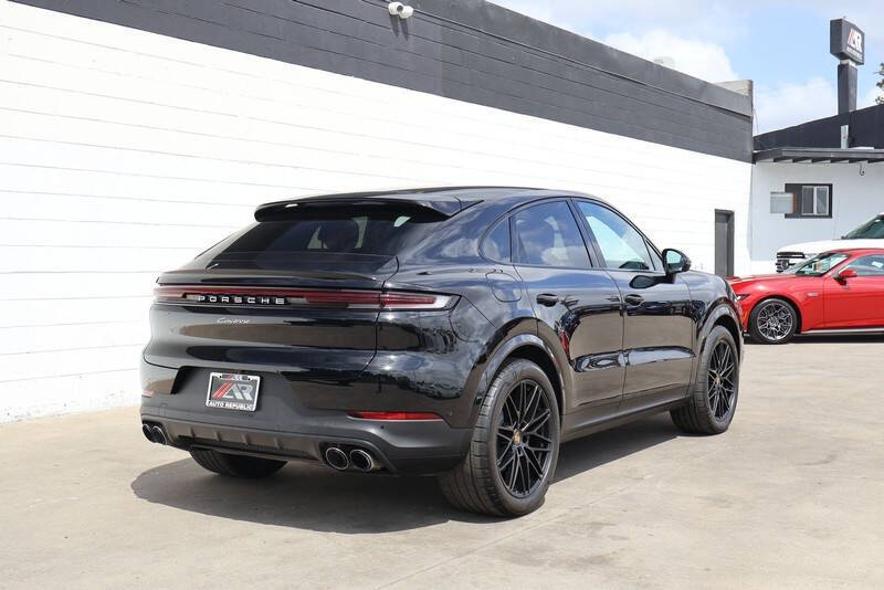 2024 Porsche Cayenne Coupe