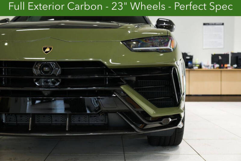 2023 Lamborghini Urus Performante