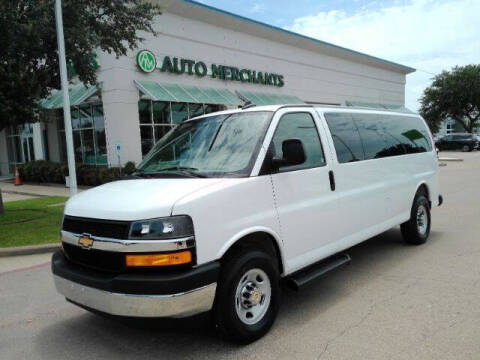 2025 Chevrolet Express LT 3500