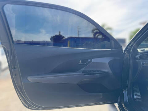 2020 Hyundai Veloster Turbo Ultimate