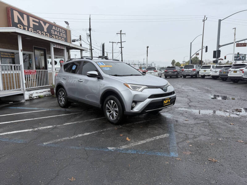 2018 Toyota RAV4 Hybrid XLE