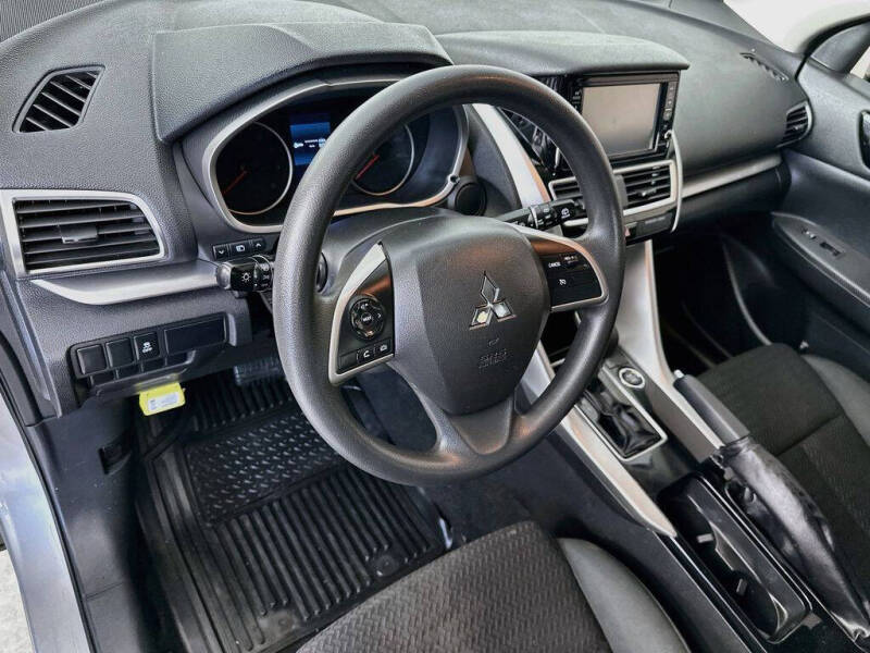 2019 Mitsubishi Eclipse Cross ES
