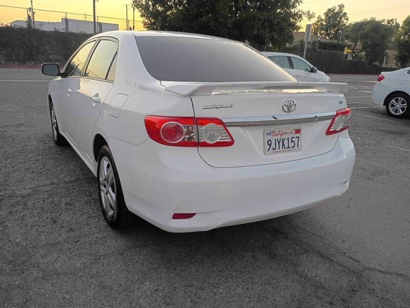 2012 Toyota Corolla LE