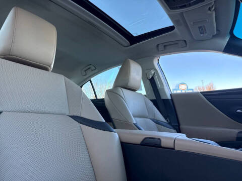 2019 Lexus ES 350