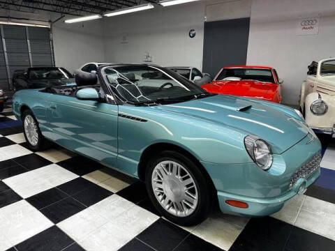 2002 Ford Thunderbird Deluxe Photo