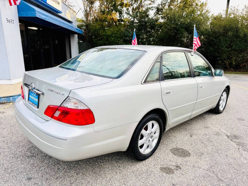 2003 Toyota Avalon