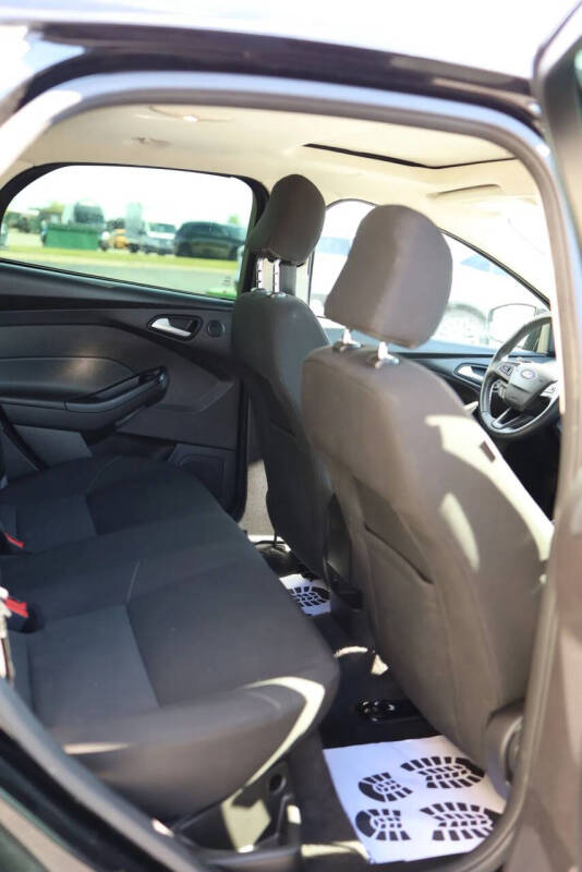 2017 Ford Focus SEL