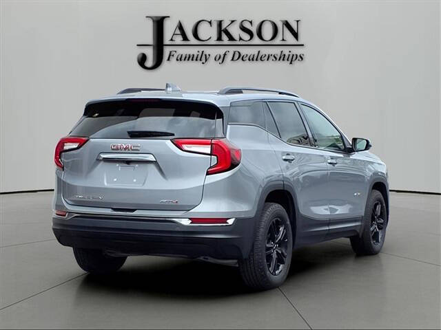 2023 GMC Terrain AT4