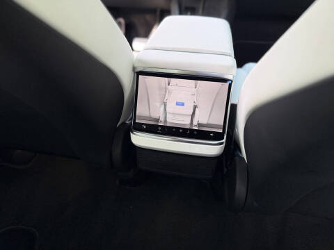 2023 Tesla Model X
