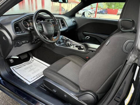 2022 Dodge Challenger SXT