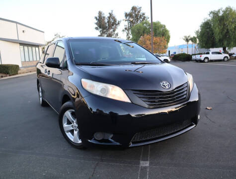 2015 Toyota Sienna L 7-Passenger