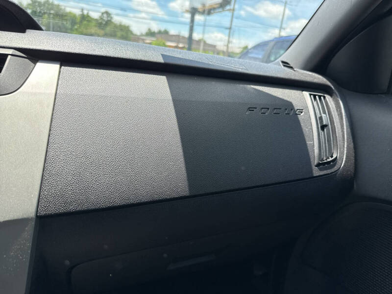 2011 Ford Focus SE