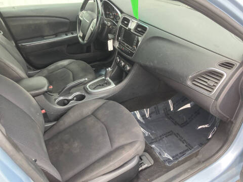 2014 Chrysler 200 Touring