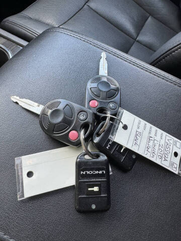 2010 Lincoln Navigator L