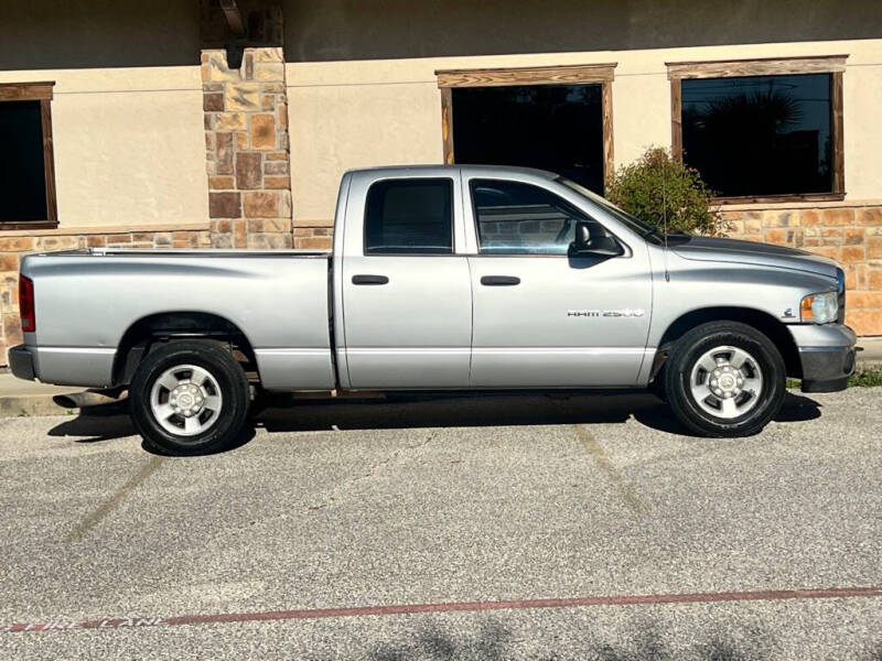 2004 Dodge Ram 2500 Pickup SLT photo 8