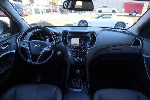 2017 Hyundai Santa Fe SE Ultimate