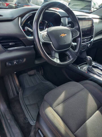 2020 Chevrolet Traverse LT Cloth