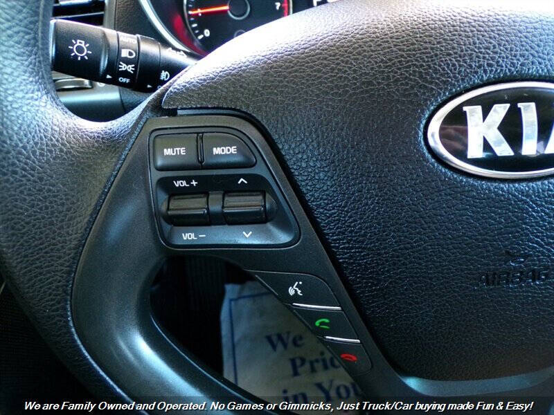 2016 Kia Forte5 LX