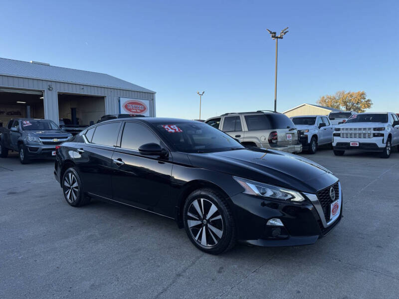 2019 Nissan Altima SV's photo